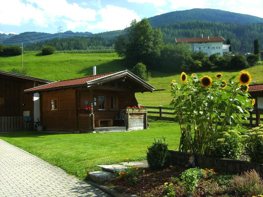 Ferienwohnungen Krismer Arzl im Pitztal Exterior foto